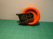 90598869 Guide Wheel Off A GH900 Black & Decker 6.5 Amp 14" Trimmer / Edger