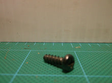 681914-00 Screw Off A GH900 Black & Decker 6.5 Amp 14" Trimmer/Edger