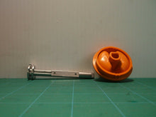 Knob And Shaft Off A Ridgid R8691 18V Cordless Flashlight/Lantern