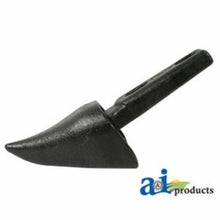 H148121 Shoes Corn Head Snout Fits John Deere: 606, 608, 612