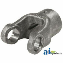 D148019 Implement Yoke Round Bore w/ Keyway & Set Screw 14 1-3/16"