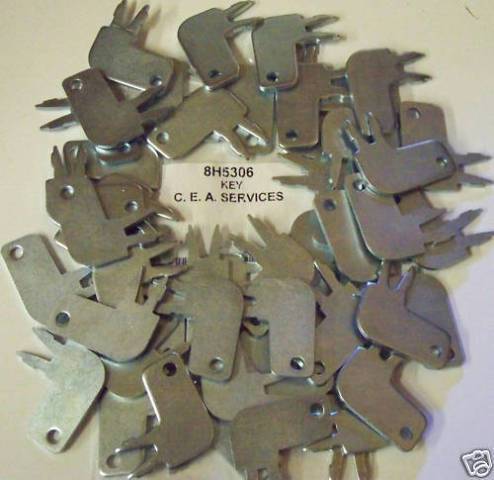 (50) 8H5306 Master Disconnect & Old Igniton Keys Fits Cat Caterpillar Equipment