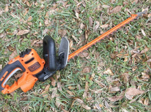 BEHTS300 Black & Decker 20" Sawblade Electric Hedge Trimmer