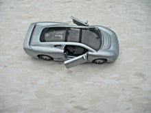 Jaguar XJ220 Silver 1/40 Scale Collectible Model Vehicle Car
