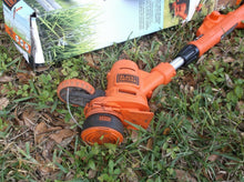 Black & Decker GH900 Corded Electric String Trimmer / Lawn Edger 14" 6.5 AMP