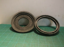 Center Rubber Pieces Off a Ridgid WD09701 Shop Vac 9 Gallon