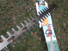 Black & Decker HH2455 Hedge Trimmer w/ Rotating Handle 24" 120V - 60Hz Type 3