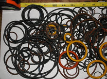 Large Assortment of Caterpillar O-ring's