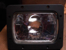 New Volvo Surplus Headlamp 11061561 Fits Volvo A20 A20 6X4 A35 A30 A25B A25