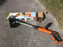 LST522 Black & Decker 20V String Trimmer / Edger Tool Only