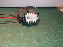 129310002 BATTERY TERMINAL BLOCK AND SWITCH off a ryobi RY40001 Power Head