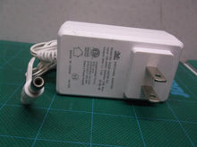 3YE Switching GQ24-240100-AU Input 100-240V 50/60Hz. 1.0 A Max. Output 24V 1A