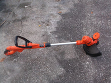 Black & Decker GH900 14-Inch 6.5-Amp Electric String Trimmer / Edger 36x8x12