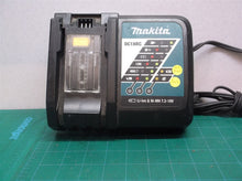 Makita DC18RC S 18V Li-Ion Rapid Battery Charger does not power on for parts