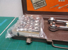 Ludell #4015 40 pieces missing 6" drive spinner handle SAE and metric socket set
