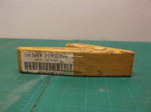 John Deere 23 series weld on tooth adapter