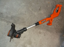 Black & Decker LST201 String Trimmer / Edger Cordless tool only 20V
