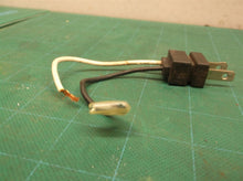 Power pig tale/plug off a #13874500 Craftsman trimmer