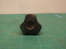 Knob replacement w/nut & screw 90518859 off Black & Decker LE750 Landscape Edger