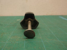 Knob replacement w/nut & screw 90518859 off Black & Decker LE750 Landscape Edger