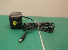 OEM Linksys AD 9/1C Output 9V 1000mA Power Adapter 120V 60Hz 18W