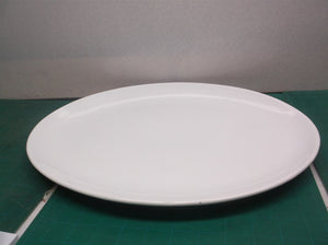 Target Threshold White Porcelain Large Oval Serving Platter 15-1/4 X 12-1/4