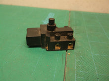 663236-00 Switch from a DEWALT D26676 PORTABLE HAND PLANER