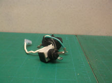 399064-00 SWITCH 399028-00 BOOT & 397500-00 RECEPTACLE off DeWALT DW618 Type2