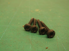 Lot of 4 330045-09 Screw from a DeWALT DW618 Type2 Fixed Base Router