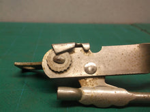EKCO Miracle Can Opener 885 Vintage