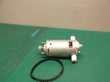 foot motor & belt off a Shark UV440 26 Upright Vacuum Cleaner