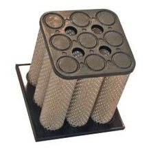 2579 NAPA Gold Air Filter 8.25 8.25 Cellulose