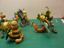 Lot of 6 poseable yard bugs