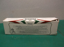 Shaving Cream for Men, Sensitive Skin Formula with Green Tea and Oatmeal, 5.2 Oz