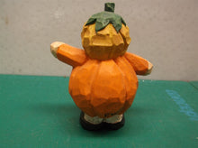 Eddie Walker Figurines Trick or Treat Pumpkin Costume ds1