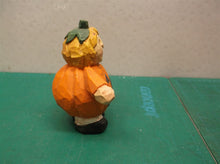 Eddie Walker Figurines Trick or Treat Pumpkin Costume ds1