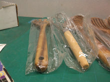 WOODEN KITCHEN UTENSILS SET WITH HOLDER NAYAHOSE 11 PC TEAK WOODEN SPOON SPATULA