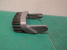 nozzle brush off a BLACK & DECKER HLVA320J TYPE 1