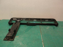 VUS34AE2B12-13 BRUSH BOTTOM PLATE off Eureka HDUE2CR PowerSpeed Turbo Pet Rewind