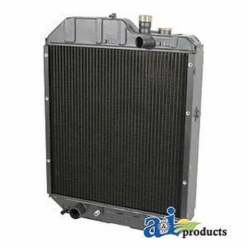 82015105 Radiator Fits Ford New Holland Tractor 8240 8340 w A/C