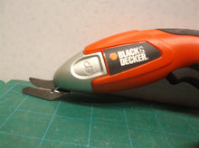 Black & Decker Cordless Rechargeable Powered Scissors Model SZ360 Tested