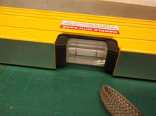 Aluminum DR Spirit Level With Laser Point 16 Inch Laser works broken level gauge
