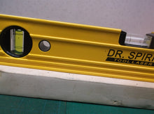 Aluminum DR Spirit Level With Laser Point 16 Inch Laser works broken level gauge