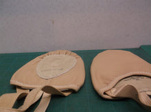 Capezio Leather Pirouette II Dance Shoe - HO62 NUD B2 65 Size XL