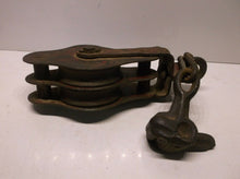 Double 2-1/2" Pulley Block & Tackle W/Cinch Holder Hand Riveted 7" Long