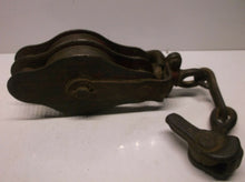 Double 2-1/2" Pulley Block & Tackle W/Cinch Holder Hand Riveted 7" Long