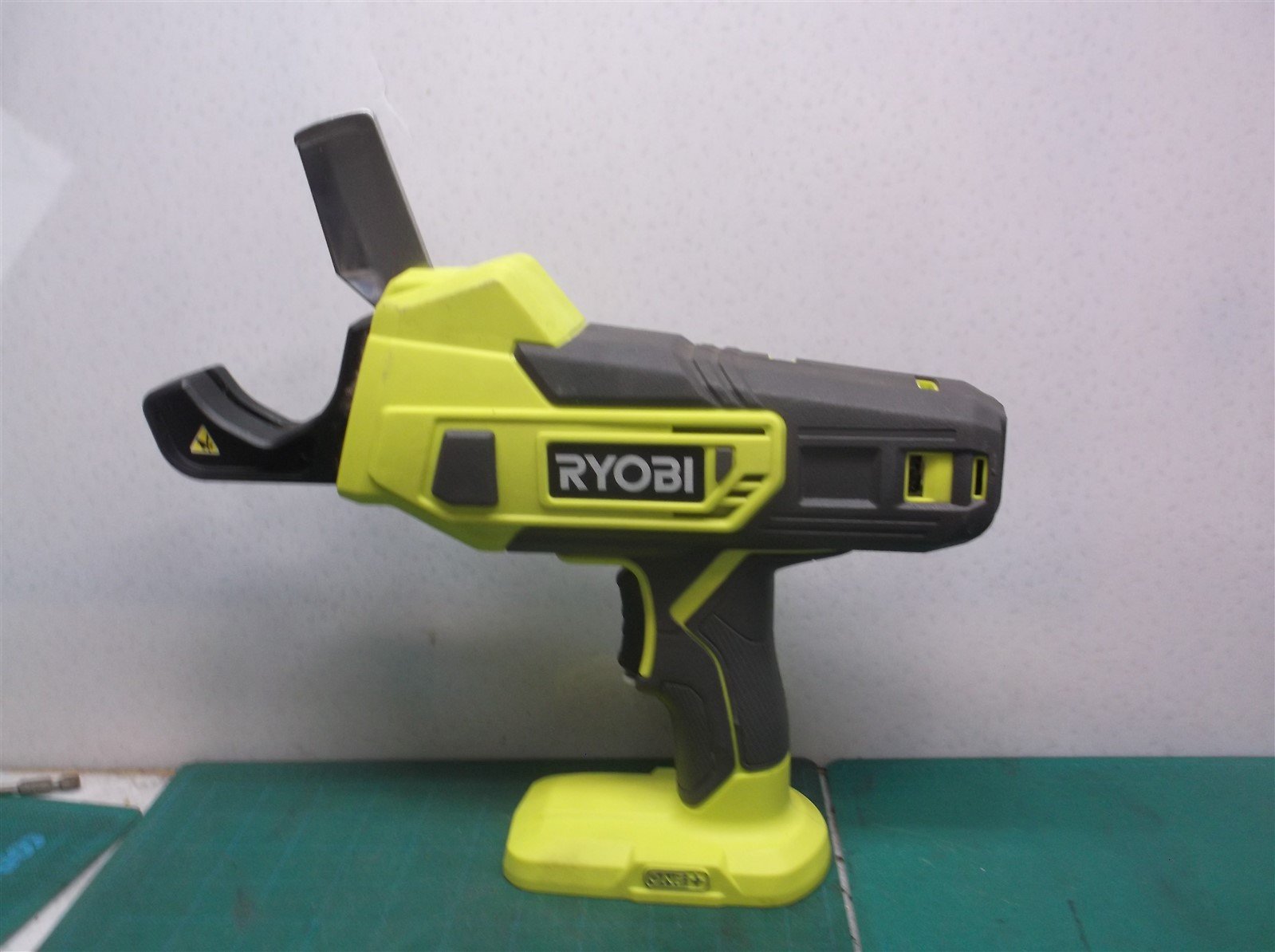 Ryobi One+ 18V 2in PVC/PEX Cutter (P593) for sale online