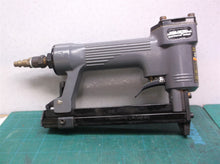 Stapler Central Pneumatic Contractor Series 46365