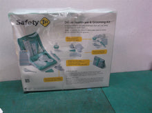 Safety 1st Deluxe Healthcare and Grooming Kit Green IH437 24 Pieces