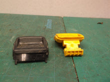 lot of 2 1 black &1 yellow latches for a Dewalt battery